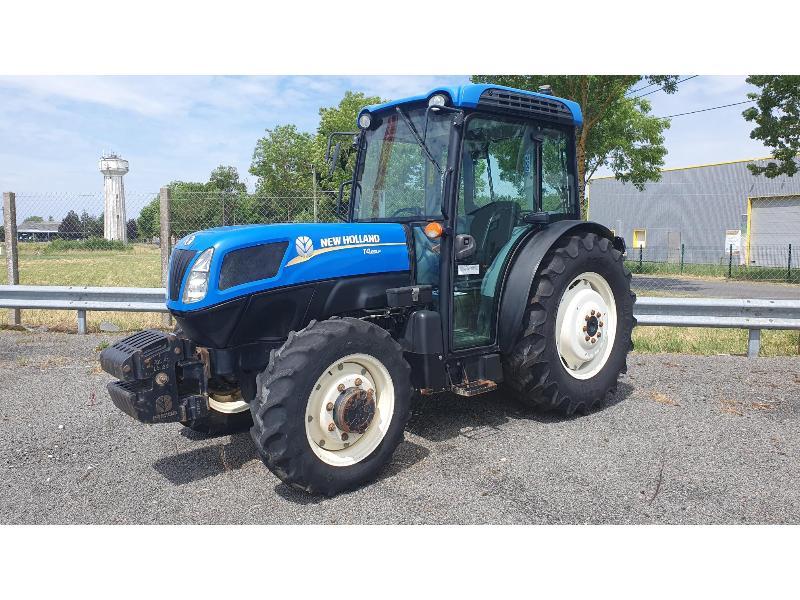 NEW HOLLAND T4-85LP