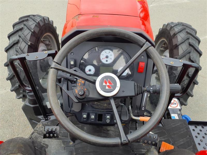 MASSEY FERGUSON 4708