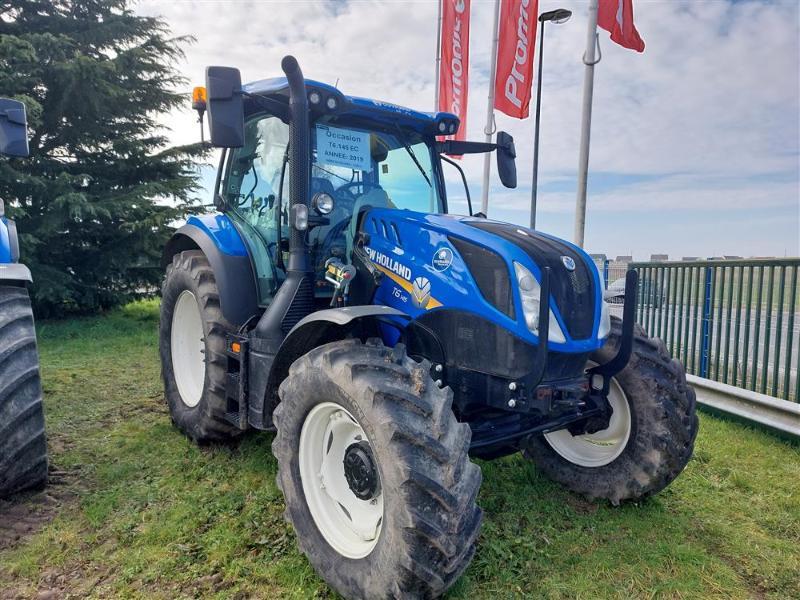 NEW HOLLAND T6-145E