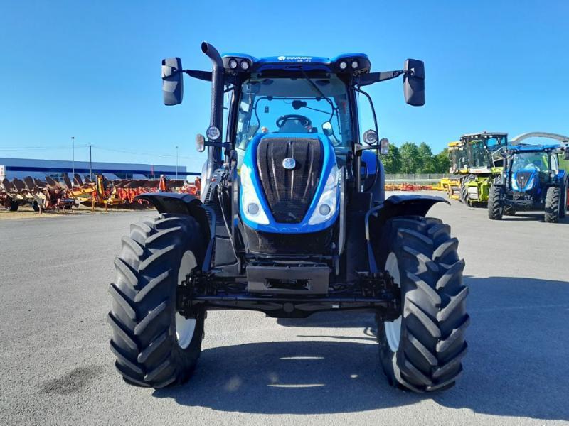 NEW HOLLAND T6-145E