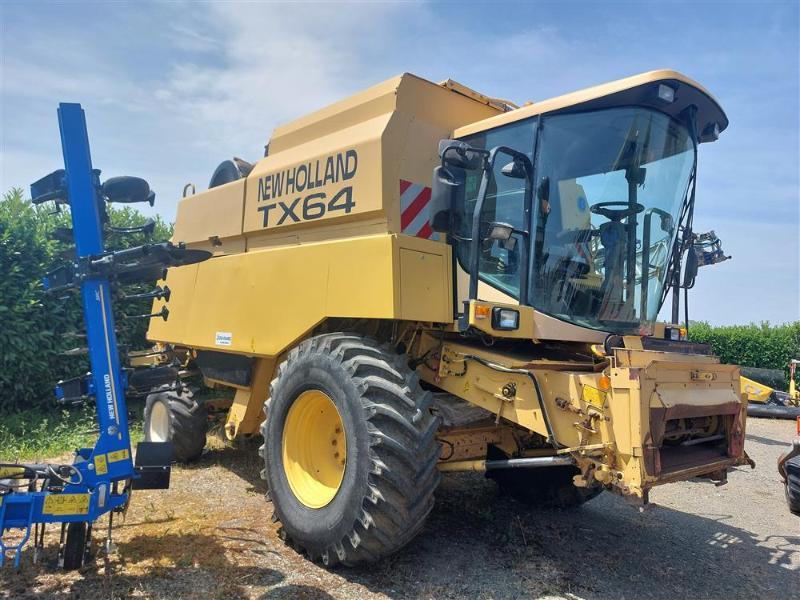 NEW HOLLAND TX64