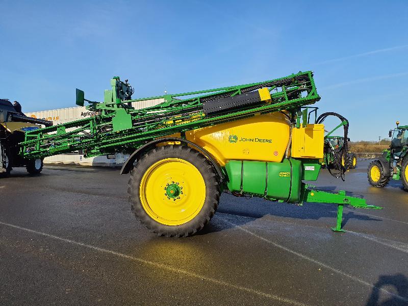 JOHN DEERE R740i