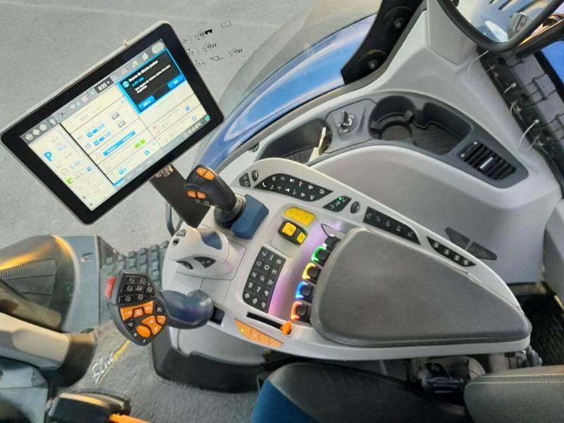 NEW HOLLAND T7-275AC-PLMI