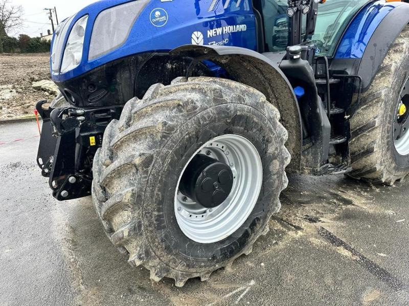 NEW HOLLAND T7-275AC-PLMI