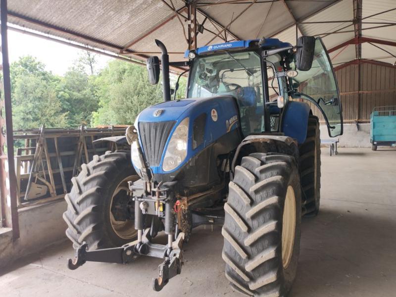 NEW HOLLAND T7-220PC-SW