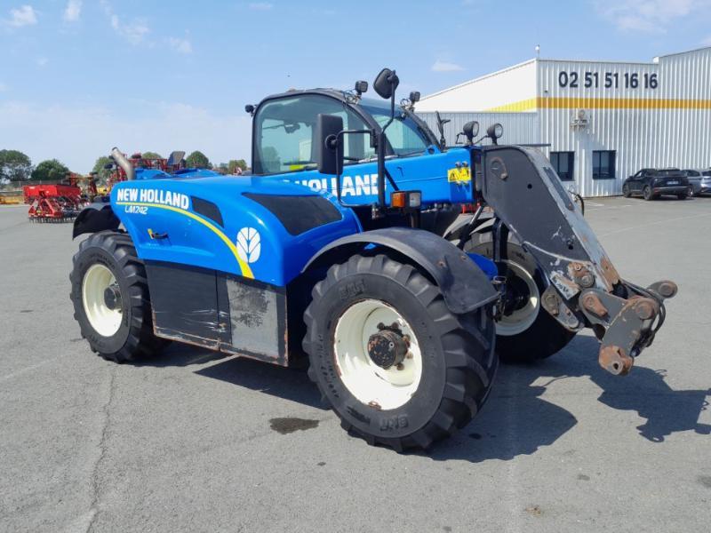 NEW HOLLAND LM7-42