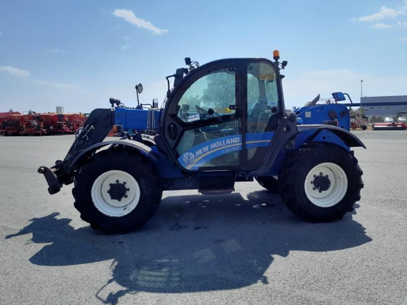 NEW HOLLAND LM7-42
