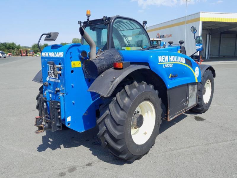 NEW HOLLAND LM7-42