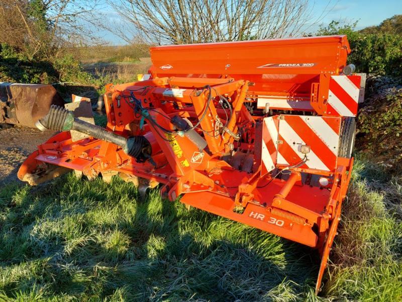 KUHN HR304D