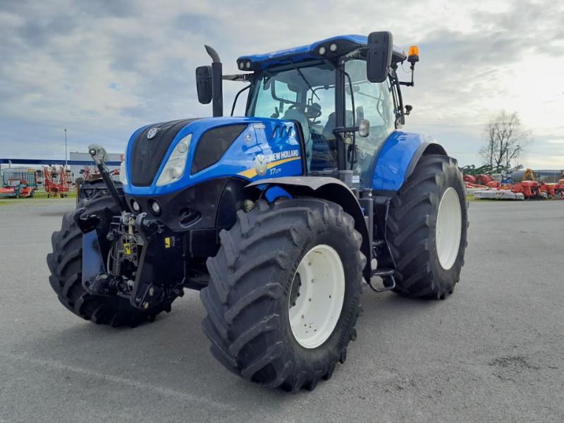 NEW HOLLAND T7-270AC