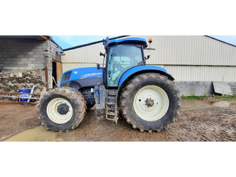 NEW HOLLAND T7-210PC-SW