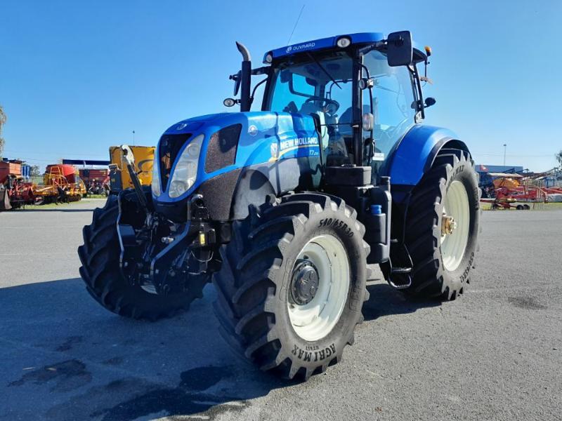 NEW HOLLAND T7-210PC-SW