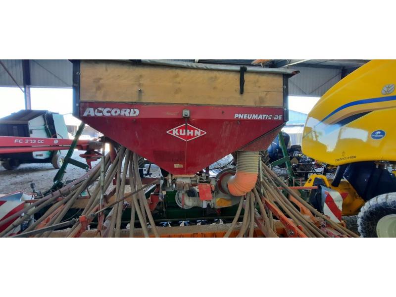 AMAZONE KG403