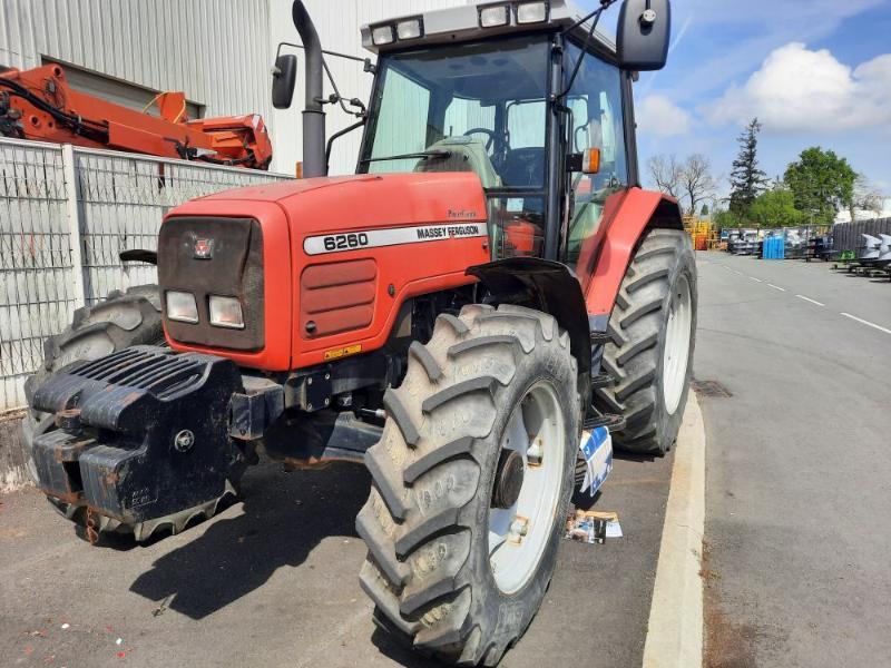 MASSEY FERGUSON 6260