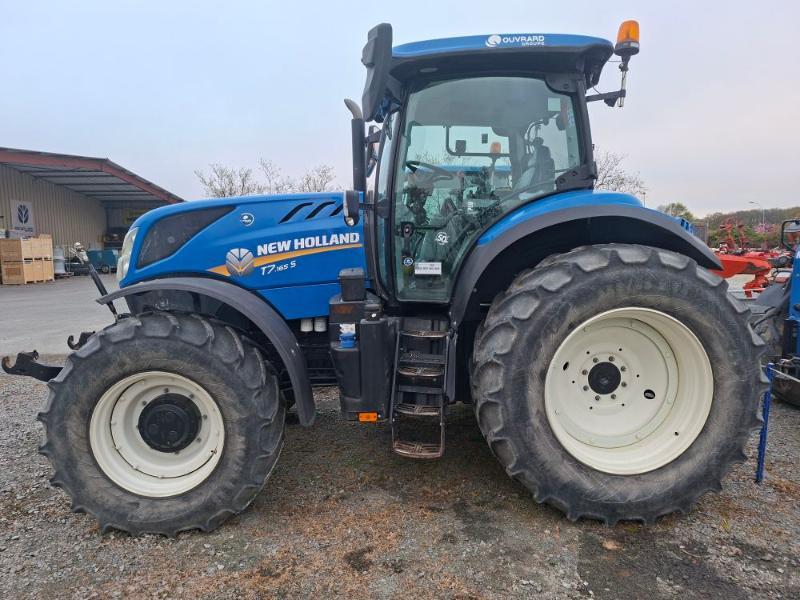 NEW HOLLAND T7-165S