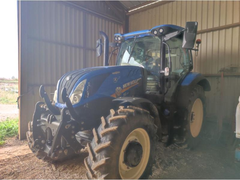 NEW HOLLAND T6-145AC