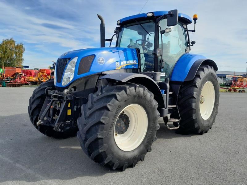 NEW HOLLAND T7-235PC-SW