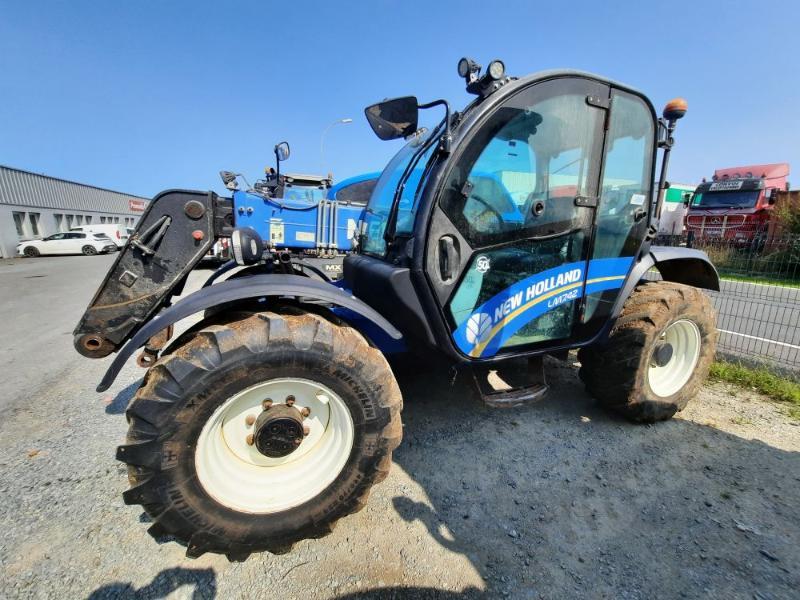 NEW HOLLAND LM7-42