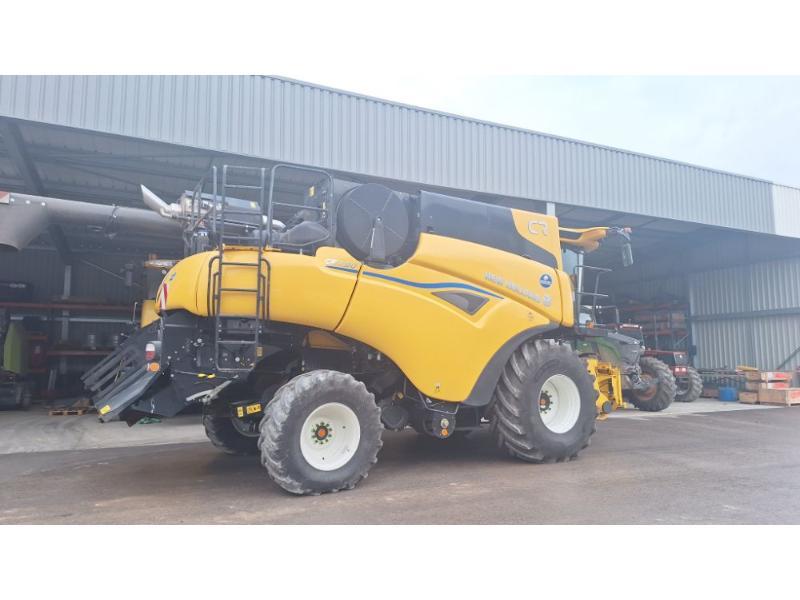 NEW HOLLAND CR7-90