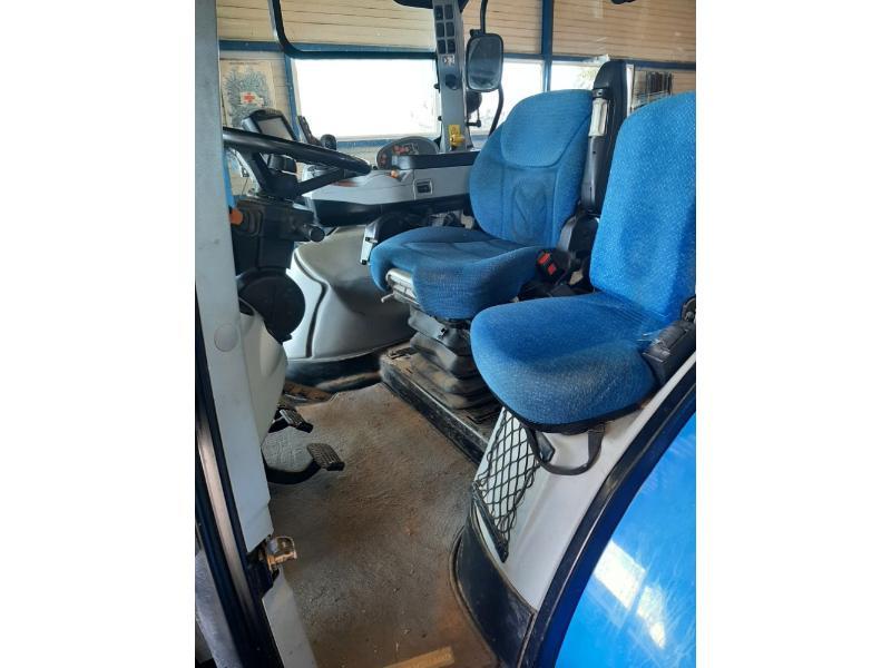 NEW HOLLAND T7-210AC