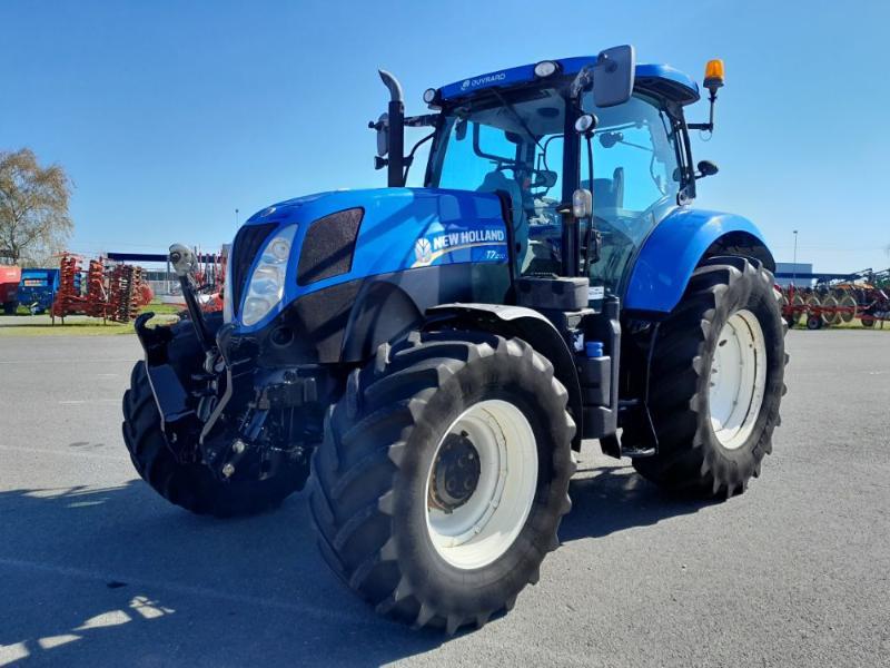 NEW HOLLAND T7-200PC