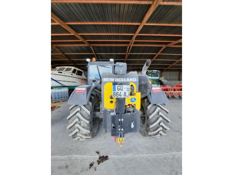 NEW HOLLAND TH9-35