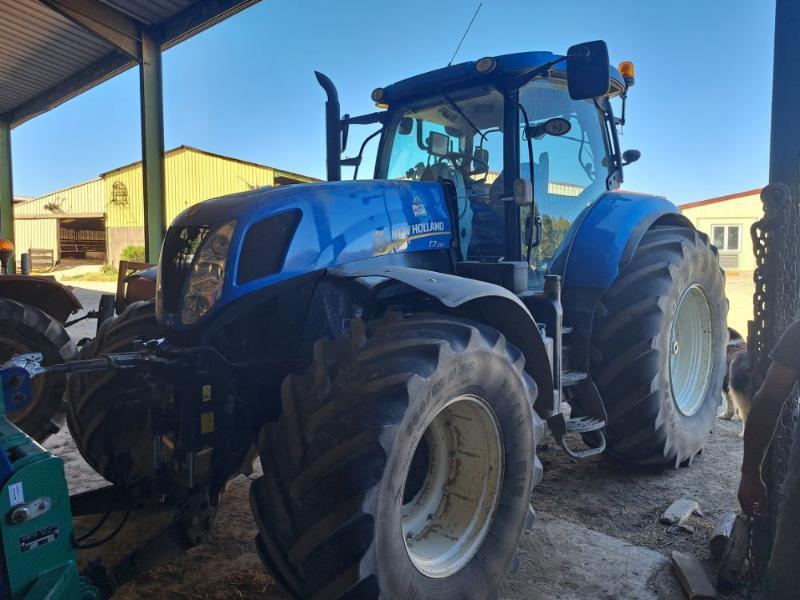 NEW HOLLAND T7-250