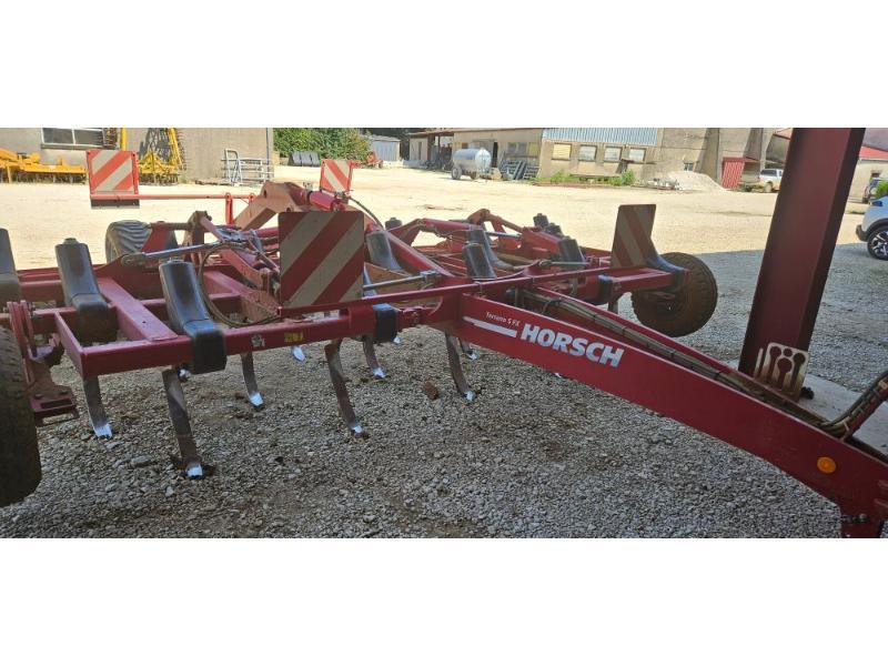 HORSCH TERRANO-5FX
