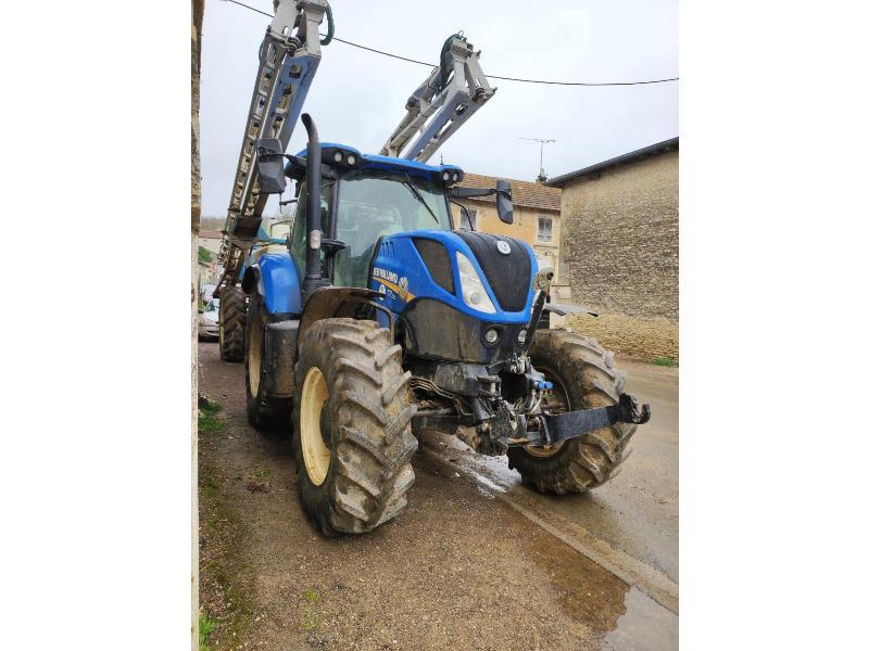 NEW HOLLAND T7-210RC-SW