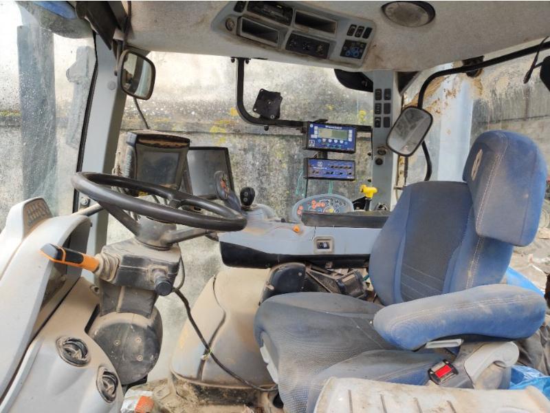 NEW HOLLAND T7-210RC-SW