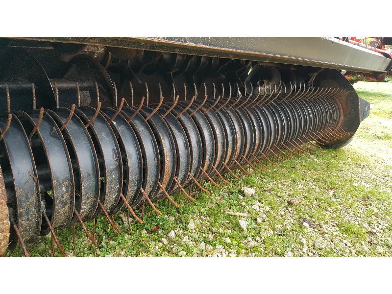 NEW HOLLAND ROLL-BELT180
