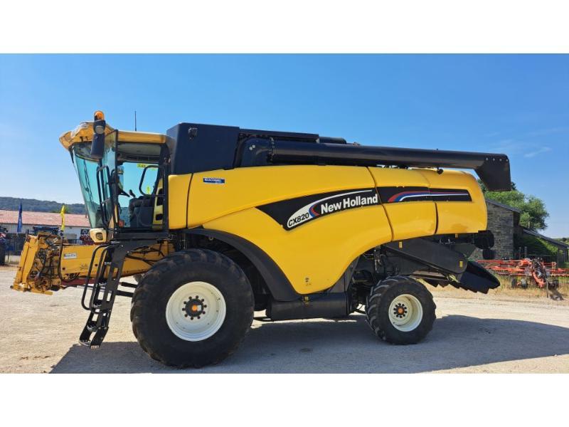 NEW HOLLAND CX820