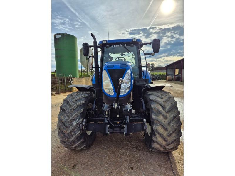 NEW HOLLAND T7-200RC