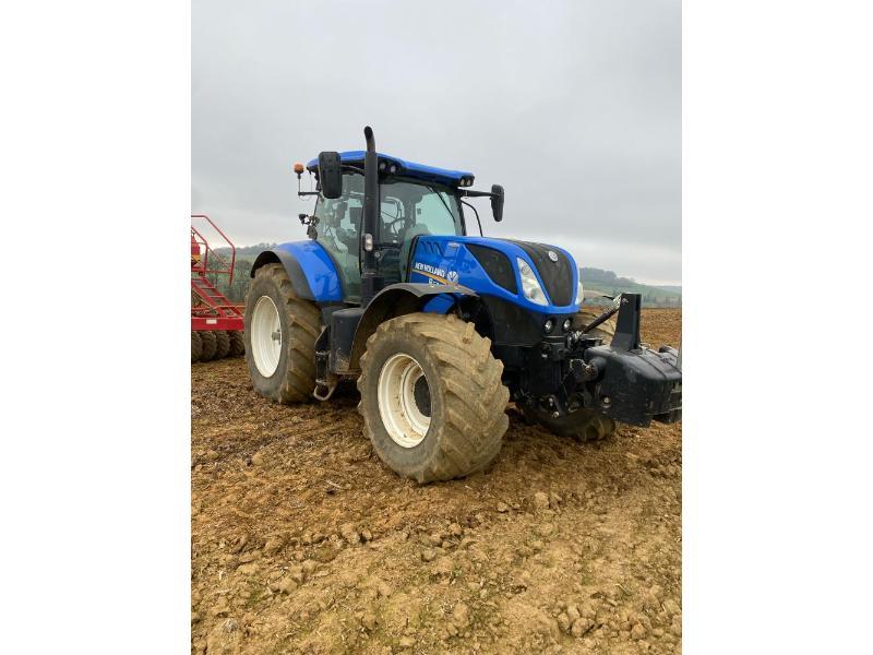 NEW HOLLAND T7-260AC