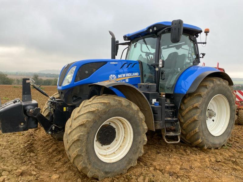 NEW HOLLAND T7-260AC