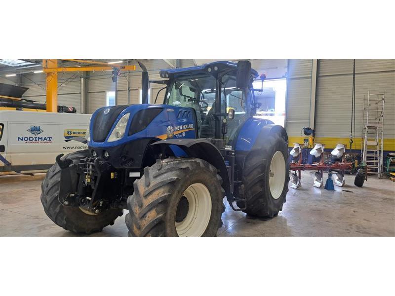 NEW HOLLAND T7-260AC