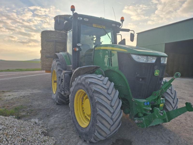 JOHN DEERE 7230R