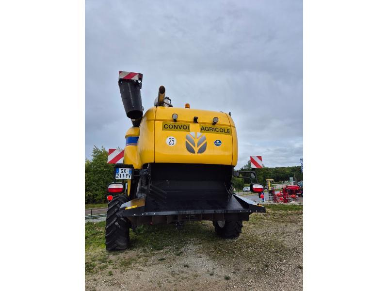 NEW HOLLAND CX8-70