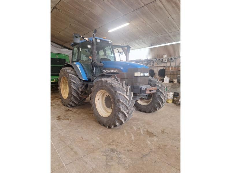 NEW HOLLAND TM150
