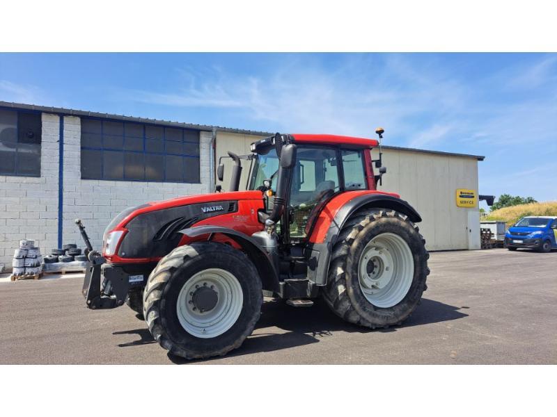 VALTRA T183V