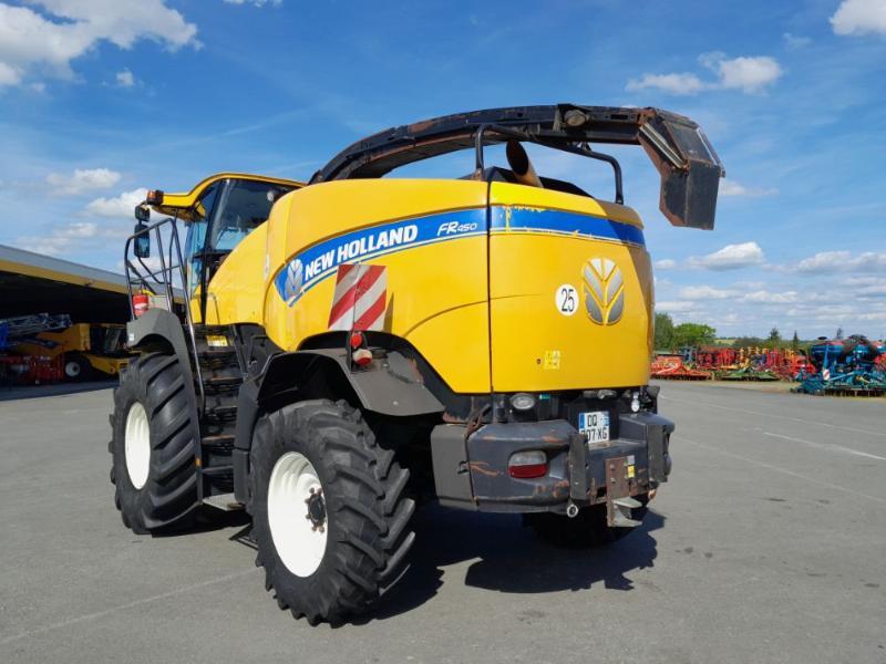NEW HOLLAND FR450