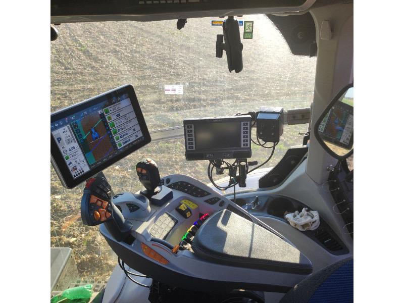 NEW HOLLAND T7-270AC-PLMI