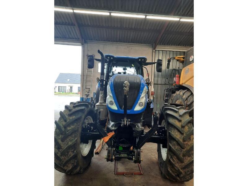 NEW HOLLAND T6-145EC