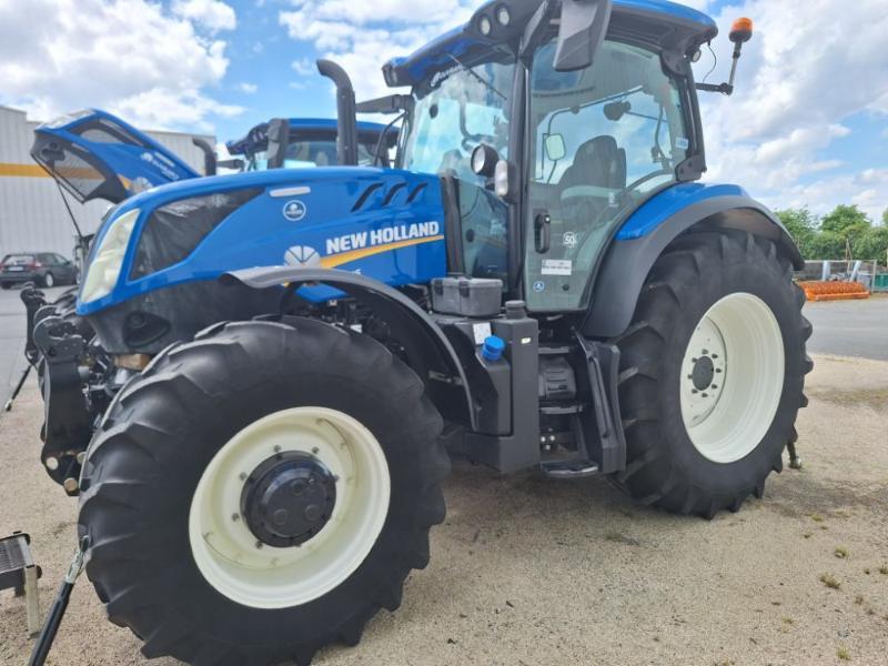 NEW HOLLAND T6-165DY