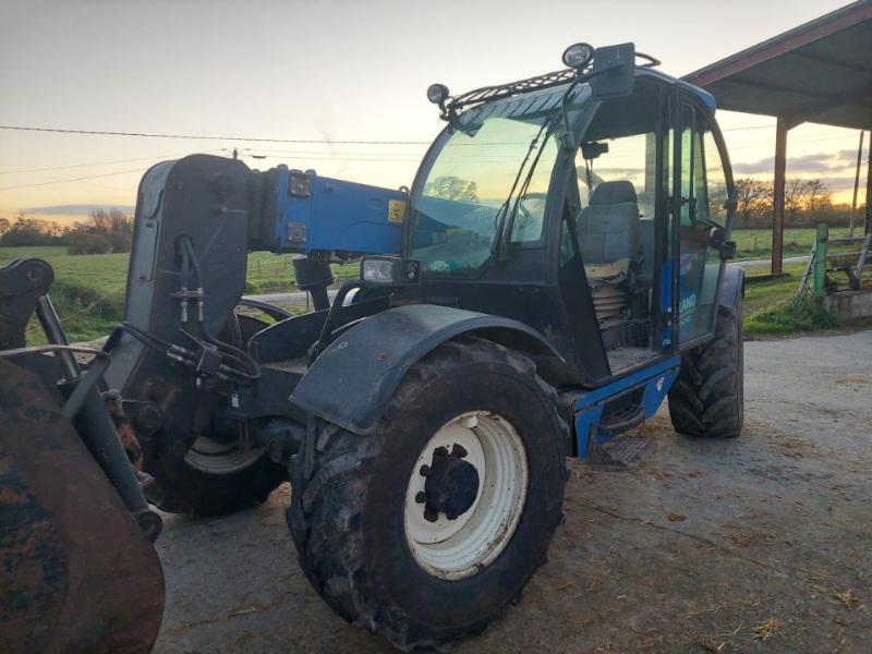 NEW HOLLAND LM5040