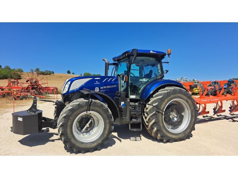 NEW HOLLAND T7-245AC