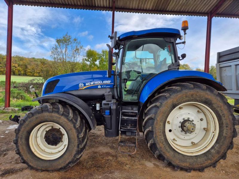 NEW HOLLAND T7-250