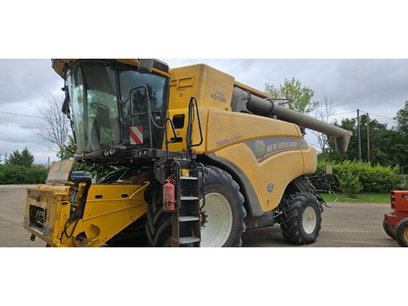 NEW HOLLAND CR8-80