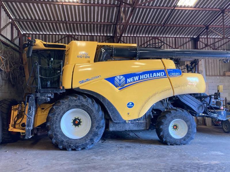 NEW HOLLAND CR8-80