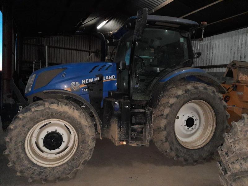 NEW HOLLAND T6-125S